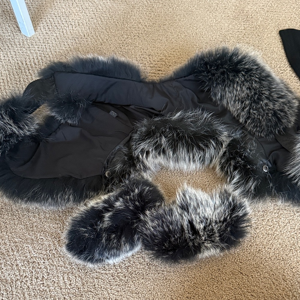 Real fur coat trimmings